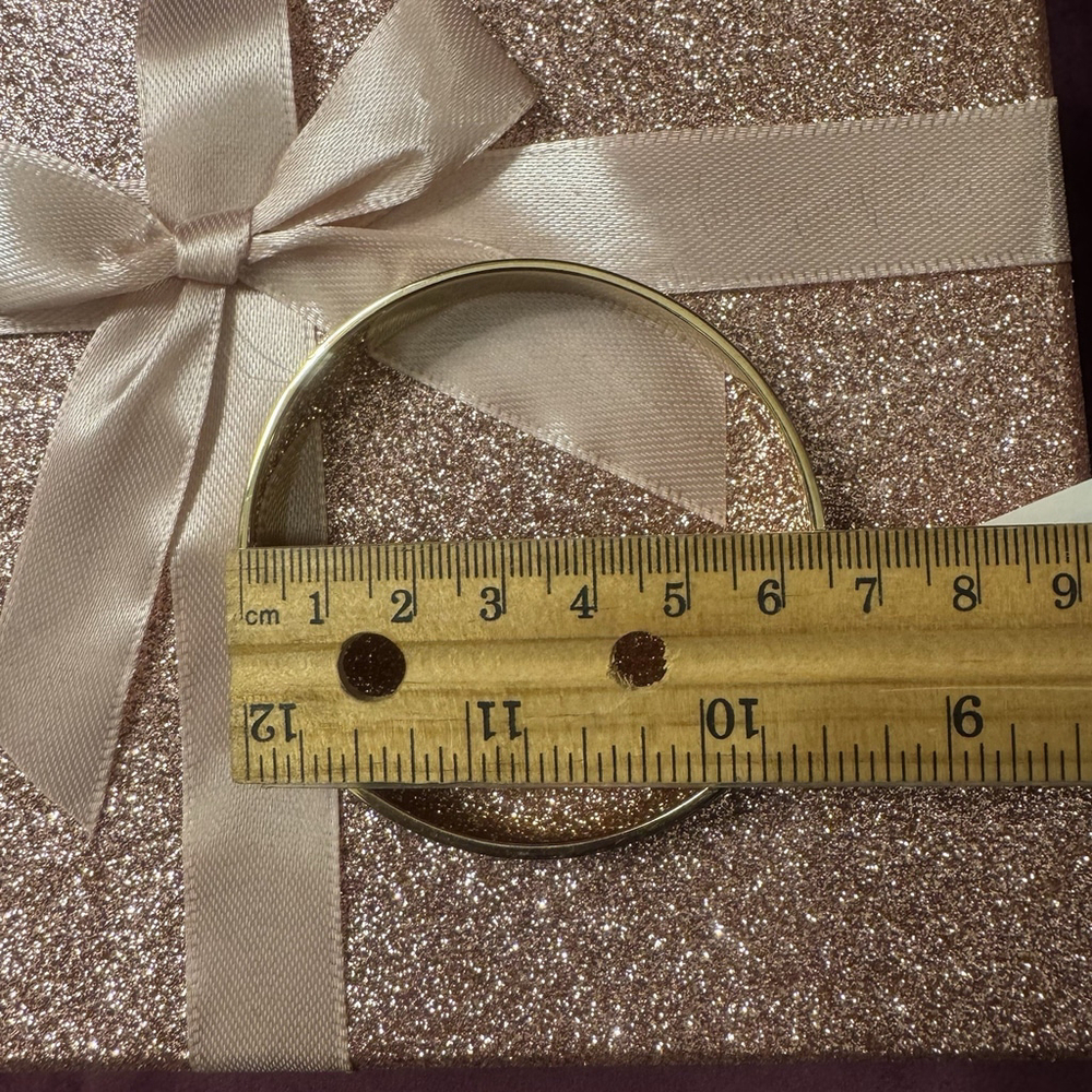 NWT Coach Enamel logo gold tone Signature Bangle bracelet Pink Box MSRP:$148 - Picture 8 of 13